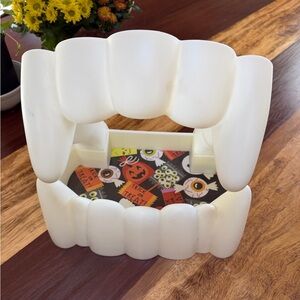 Hallmark Glow in the Dark Halloween Vampire Teeth Candy Holder